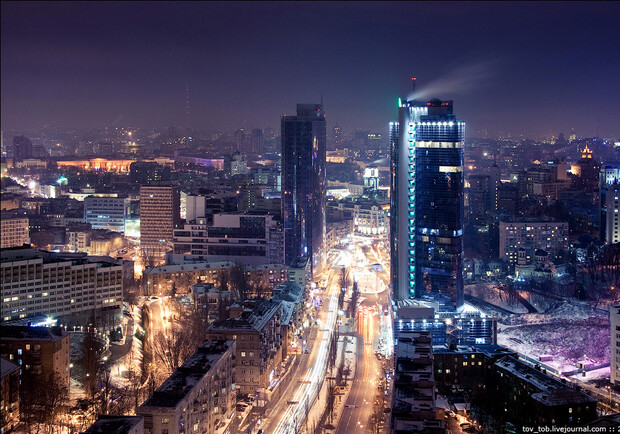 Вид на бульвар Леси Украинки ночью.
Фото: Олег Тоцкий, tov-tob.livejournal.com
