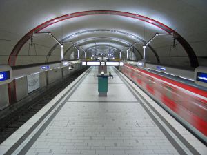 Как показывает практика, потерять в метро можно все. Фото с сайта www.sxc.hu