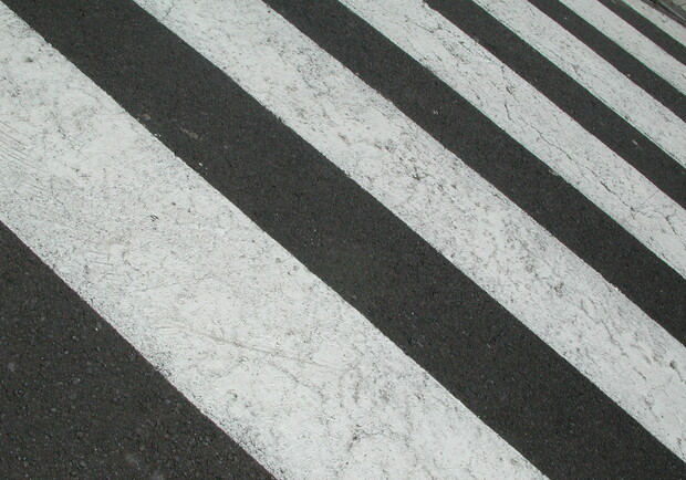 Очередная жертва "зебры": на переходе сбили девушку. Фото с сайта www.sxc.hu.