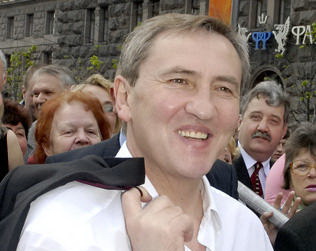 Леонид Михайлович желает животворных сил. Фото пресс-службы Киевсовета