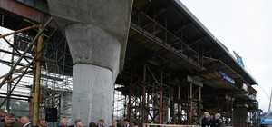 Движение с правого на левый берег по Дарницкому мосту откроют уже через месяц