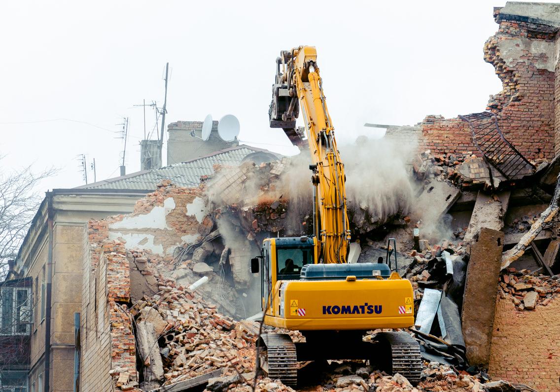 На Торговой сносят баню: она не работала уже давно
