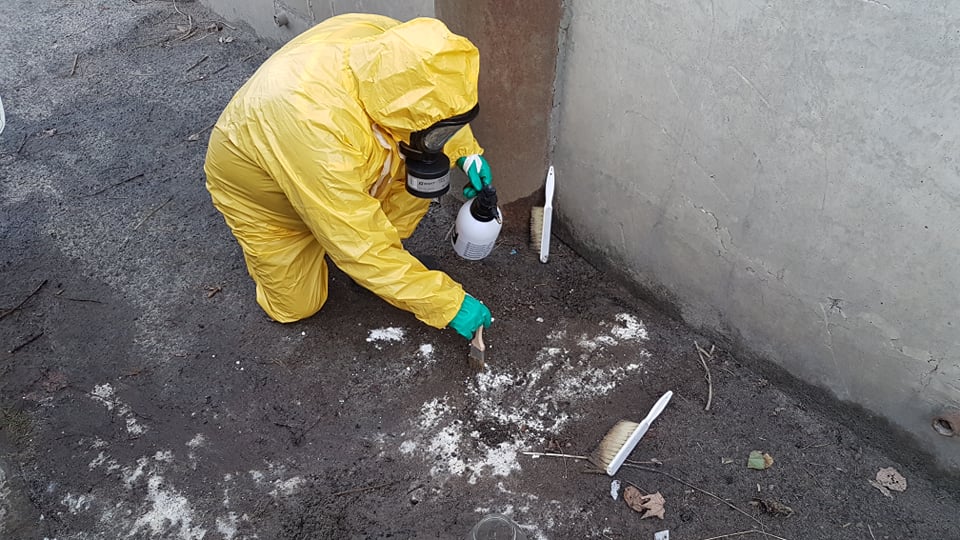 Що сталося: на Личакові помітили людей у скафандрах