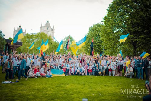 Патриотичный фотоотчет запорожанки со Дня вышиванок в Лондоне
