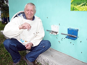 Вячеслав Савин: - На меня работают 75 млн пчел.
Фото антонины туровской.