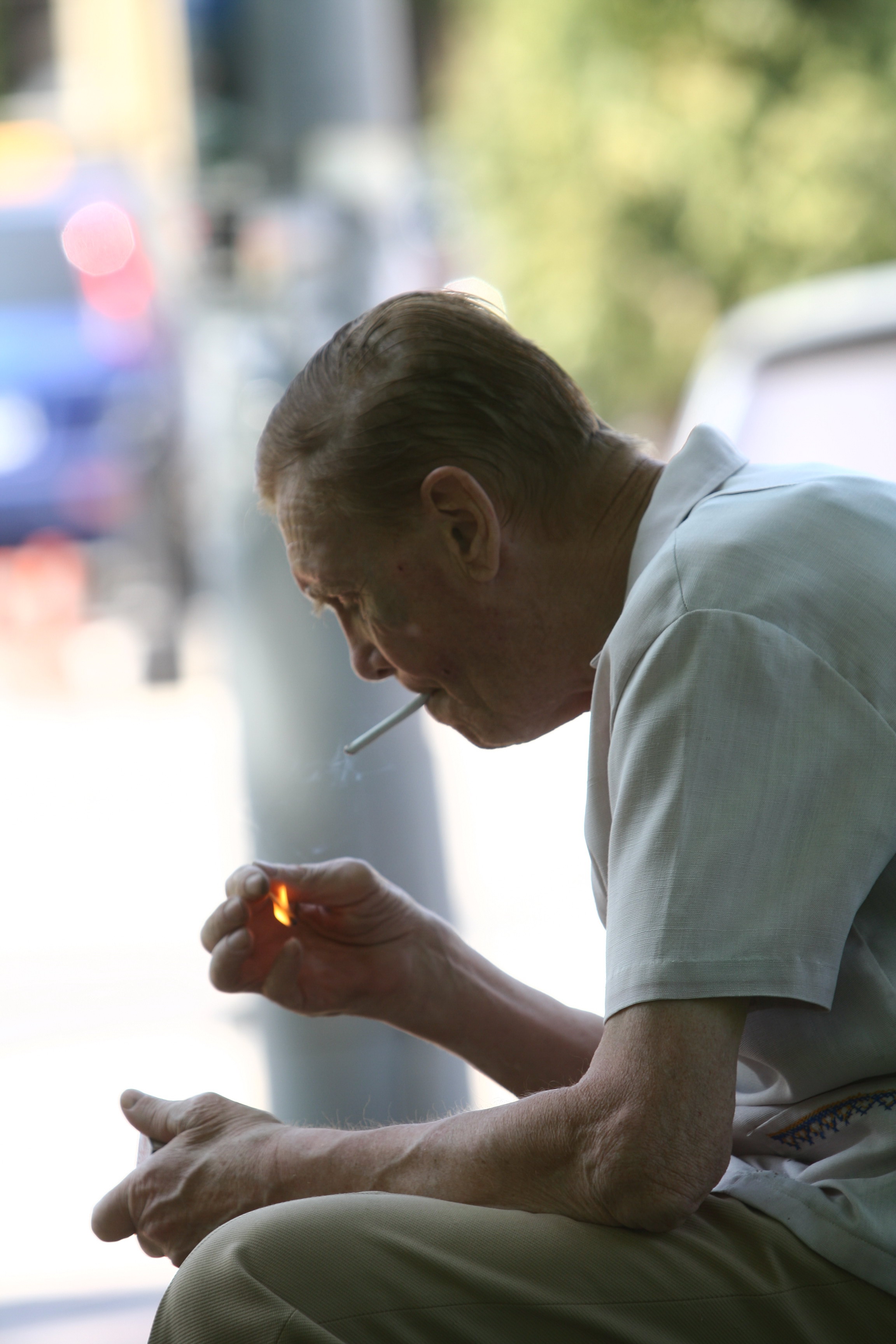 Будут ли экономить курильщики на сигаретах?
Фото Максима Люкова с сайта kp.ua