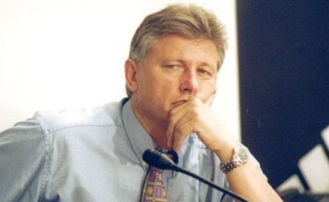 Первый тренер сборной Виктор Прокопенко. Фото с сайта football.ua.