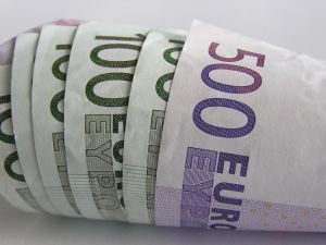 Сегодня курс евро вырос. Фото с сайта sxc.hu.