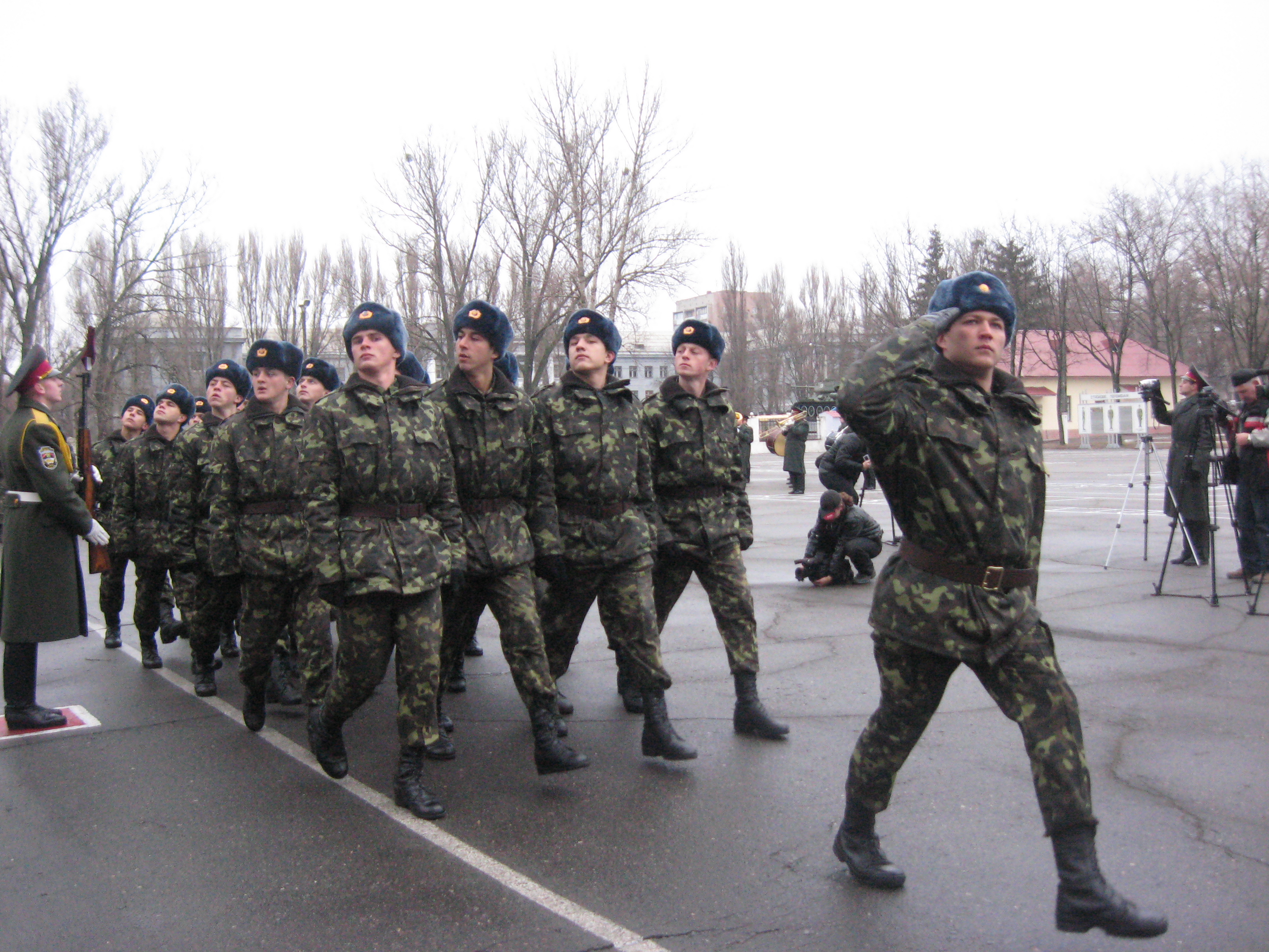 А вот в мае-августе наши военные проведут совместные учения с российскими коллегами "Фарватер мира-2011". Фото из архива "КП".
