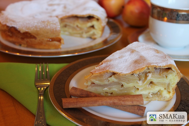 Яблочный пирог – самый полезный десерт. Фото с сайта smak.ua