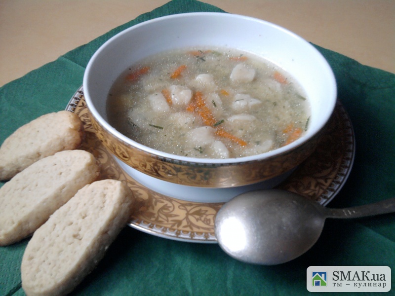 А на первое сегодня – суп с галушками. Фото с сайта smak.ua