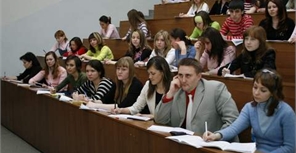 Студентам могут продлить каникулы на месяц. Фото: education.ua