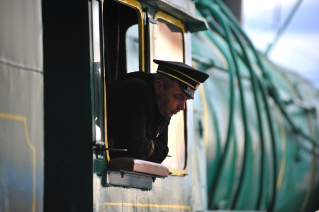 Более двух десятков дополнительных поездов будет перевозить украинцев в праздники. Фото - news.zn.ua