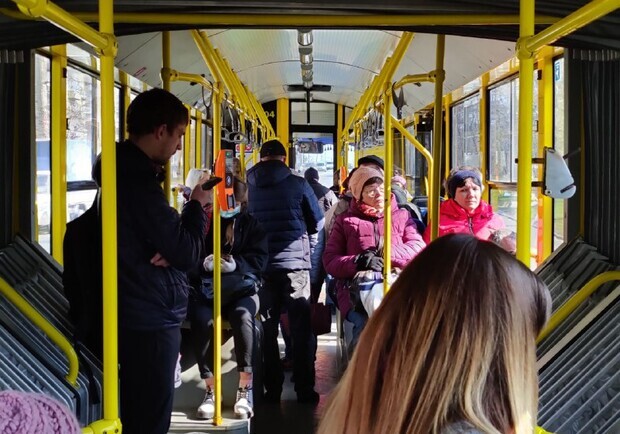Лишними не будут: в Киеве увеличили количество маршрутов наземного транспорта фото