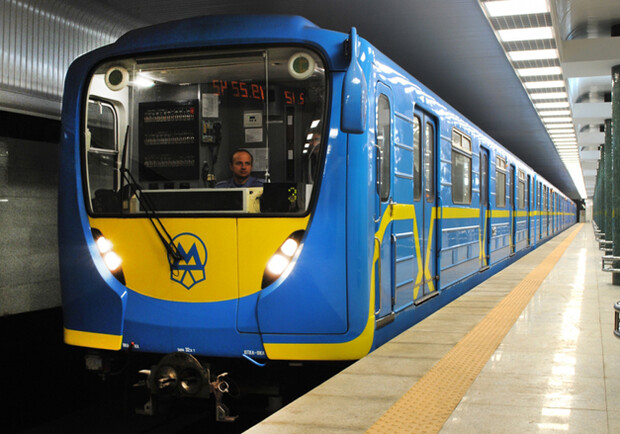С кондиционерами и wi-fi: ЕБРР дал Киеву кредит на новые вагоны метро фото