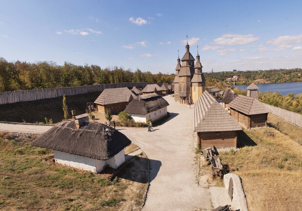 Запорожская Сечь и Каменная могила: украинцев зовут в виртуальное путешествие фото