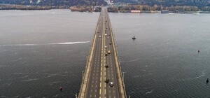 Готовься к пробкам: на мосту Патона ограничат движение авто