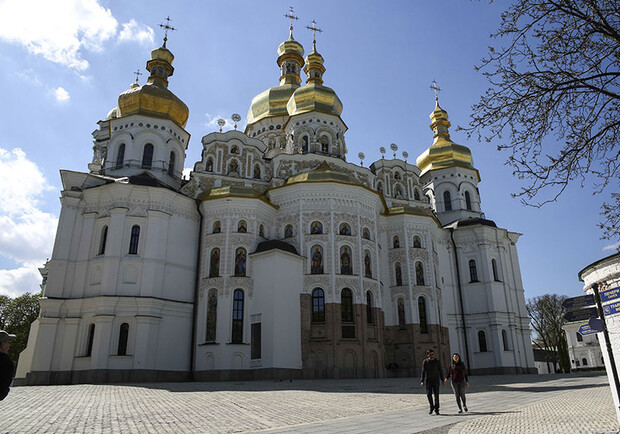 Будь в курсе: какие церкви стали очагами коронавируса в Украине фото