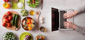 Кризис доставки: как заказать продукты и не подцепить коронавирус