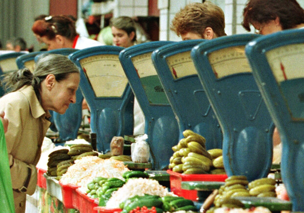 Получи ответ: когда в Киеве откроют продуктовые рынки и ярмарки фото