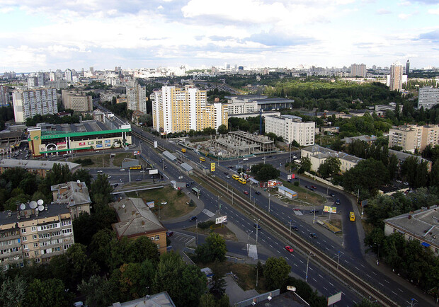 Улицу Борщаговскую очистили от незаконной рекламы. Фото: Artemka