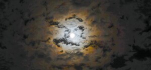 Одесситы сегодня наблюдали солнечное затмение: cмотри, как это было