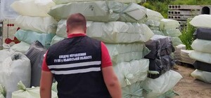 Небезпечні для здоров’я: на Львівщині виявили підпільний цех з виробництва антисептиків