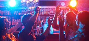 В 23:00 — по домам: в Украине запретили ночным клубам работать до утра
