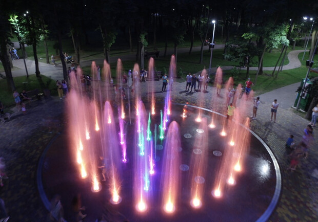 В Сырецком парке открыли интерактивный фонтан. Фото: bzh.life