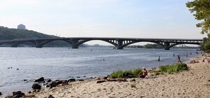 Плавки не пригодятся: киевлянам не советуют купаться в водоемах