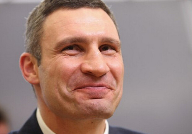 Виталий Кличко пообещал выделить граффитчикам цистерну краски Фото:informator