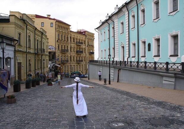  Колдовство на улицах Киева - фото