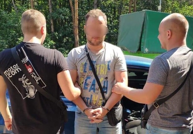 Задержали мужчину, который открыл стрельбу посреди Обухова. Фото: пресс-служба полиции Киевской области