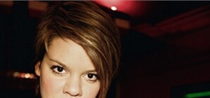 Столичные журналисты превратили поэтический вечер в развратный шабаш