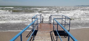 В Кирилловке появился пляж для людей с инвалидностью: узнай подробности