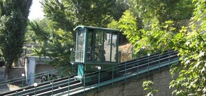 Иди кататься: на Приморском бульваре заработал фуникулер 