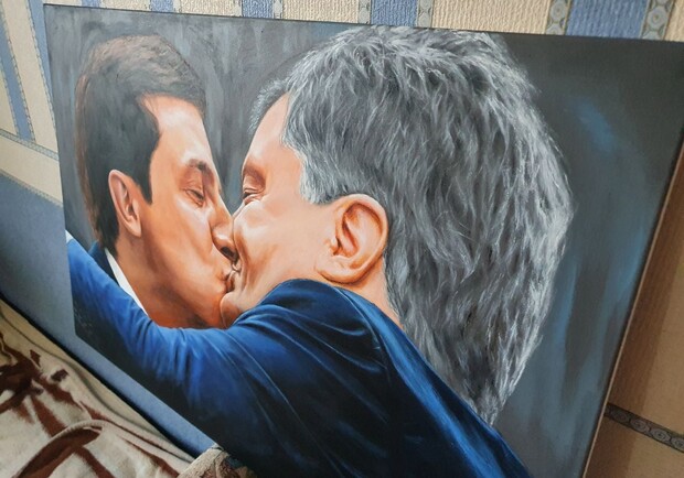 На OLX удалили картину с целующимися Зеленским и Порошенко. Фото: Facebook.