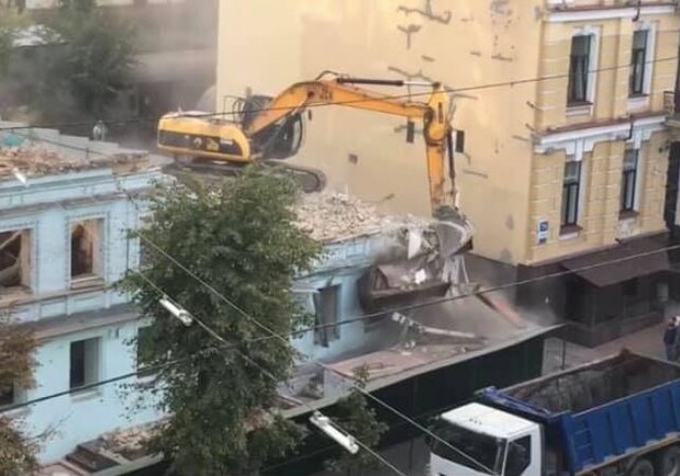 КГГА отреагировала на снос историчесского здания на улице Саксаганского, 76. Фото: Жанна Максименко-Довгич