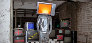 Перформансы и яркие инсталляции: в Днепре стартовал GogolFest