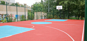 Наиграешься: на Соломенке обновили площадки для футбола и баскетбола