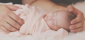 Девочек больше: сколько малышей появилось на свет с начала года