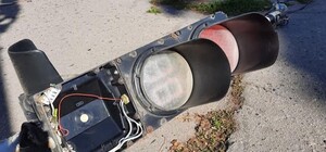 Фотофакт: в Полтаве на остановке Небесной Сотни упал светофор