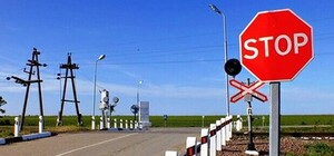 Под Запорожьем перекрыли ж/д переезд: водители попали в пробку (схема объезда)