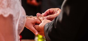 Это любовь: во время карантина украинцы женились чаще, чем разводились