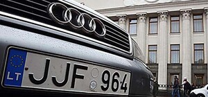 Ушли с Грушевского: депутаты пообещали принять законы 