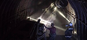 ЧП в шахте: из-за взрыва пострадали горняки