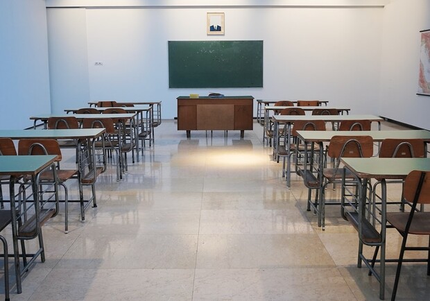 В киевской гимназии с понедельника температура в помещении  достигает 13˚- фото: Unsplash