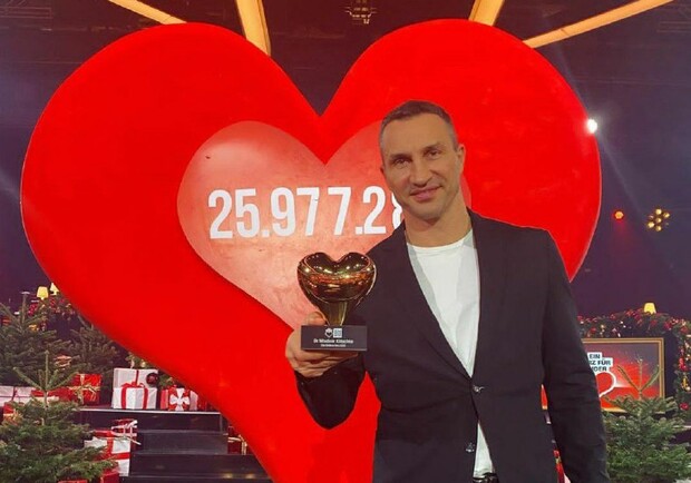 Владимир Кличко первым в Украине получил награду "Золотое сердце" - фото: Instagram