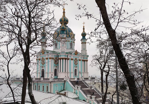 Теперь полюбуешься: Андреевскую церковь открылась спустя 11 лет реставрации - фото