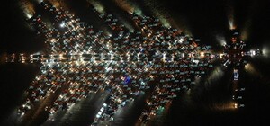 Побить прошлогодний рекорд: харьковских автомобилистов приглашают на Авто Елку 2021